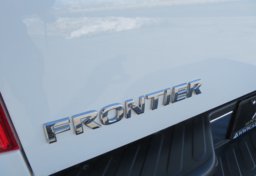 2019 Nissan Frontier - Image 16