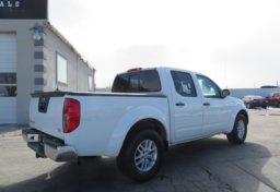 2019 Nissan Frontier - Image 5