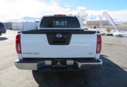 2019 Nissan Frontier - Image 12