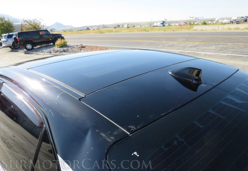 2020 Toyota Camry - Image 11