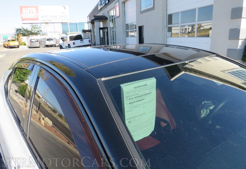 2020 Toyota Camry - Image 12