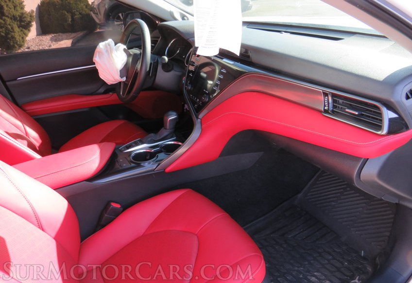 2020 Toyota Camry - Image 19