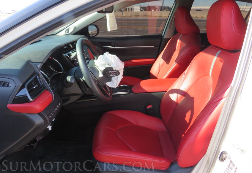 2020 Toyota Camry - Image 20