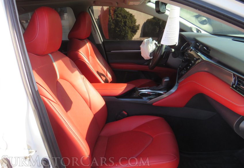 2020 Toyota Camry - Image 18