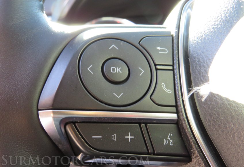 2020 Toyota Camry - Image 29