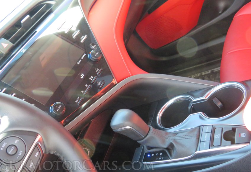 2020 Toyota Camry - Image 37