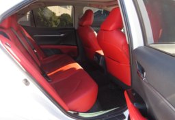 2020 Toyota Camry - Image 25