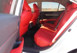 2020 Toyota Camry - Image 27