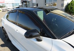 2020 Toyota Camry - Image 13