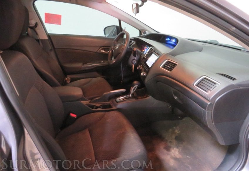 2015 Honda Civic - Image 25