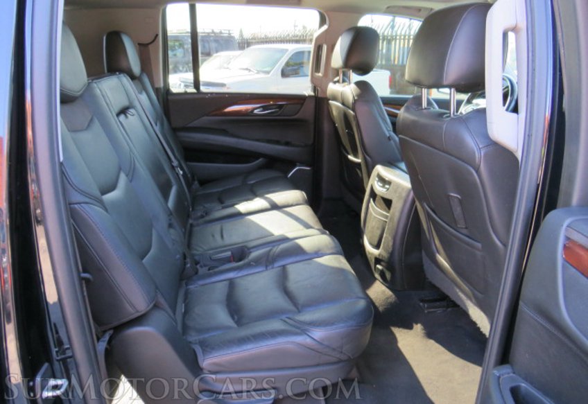 2016 Cadillac Escalade ESV - Image 30