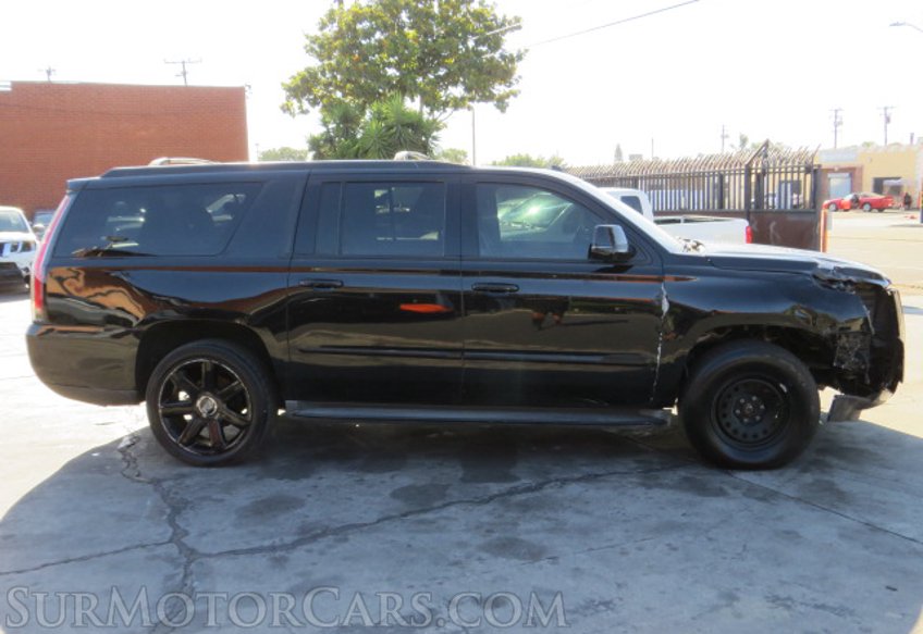 2016 Cadillac Escalade ESV - Image 6