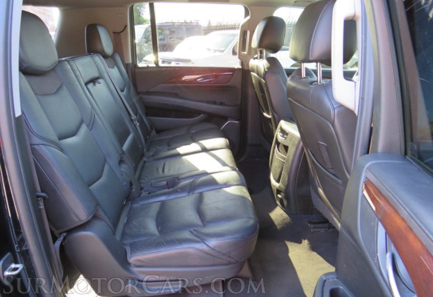 2016 Cadillac Escalade ESV - Image 32