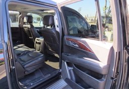 2016 Cadillac Escalade ESV - Image 28