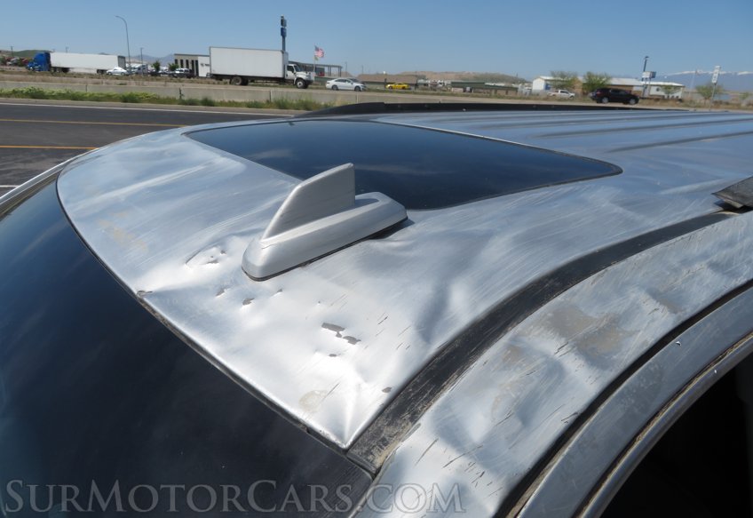 2018 Chevrolet Suburban - Image 12