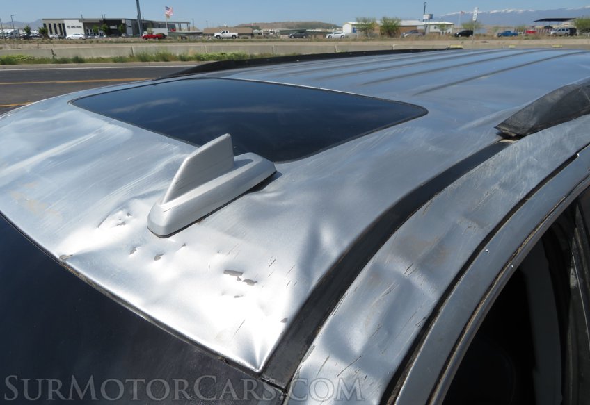 2018 Chevrolet Suburban - Image 15