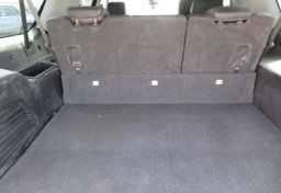 2018 Chevrolet Suburban - Image 28
