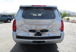 2018 Chevrolet Suburban - Image 11