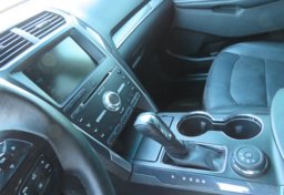 2016 Ford Explorer - Image 34