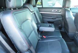 2016 Ford Explorer - Image 32