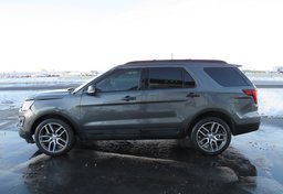 2016 Ford Explorer - Image 13