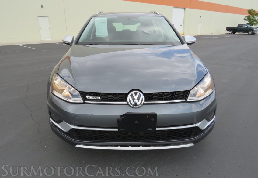 2017 Volkswagen Golf Alltrack - Image 13