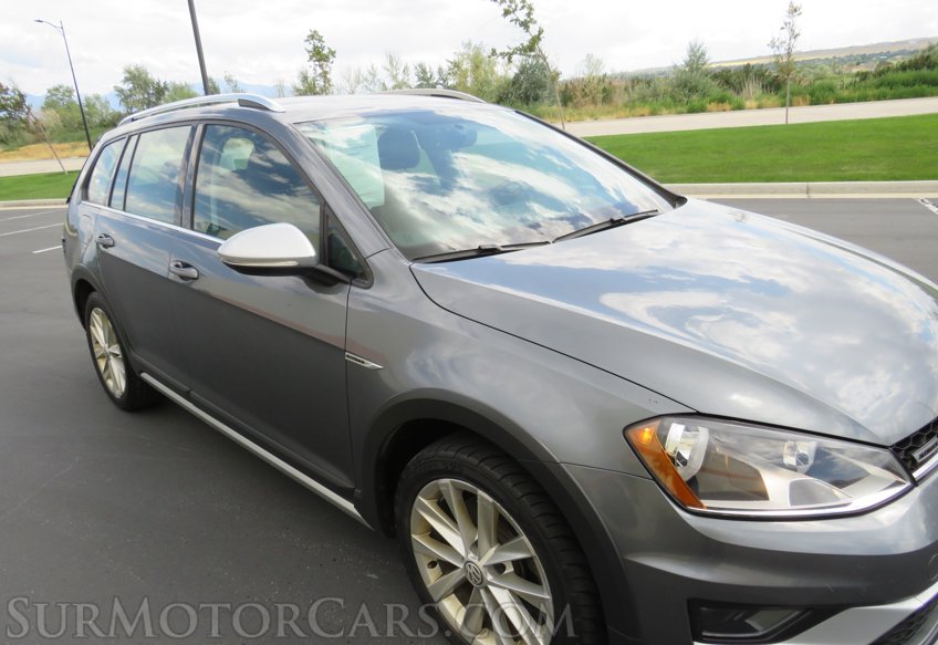 2017 Volkswagen Golf Alltrack - Image 15