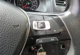 2017 Volkswagen Golf Alltrack - Image 36