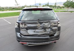 2017 Volkswagen Golf Alltrack - Image 14