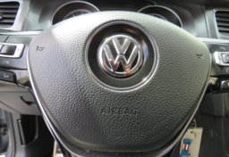 2017 Volkswagen Golf Alltrack - Image 35