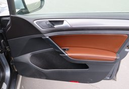 2017 Volkswagen Golf Alltrack - Image 54