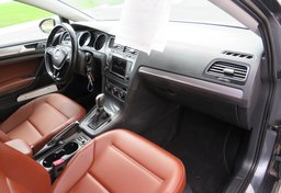 2017 Volkswagen Golf Alltrack - Image 27