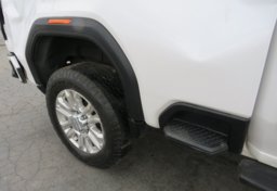 2020 GMC Sierra 2500HD - Image 25