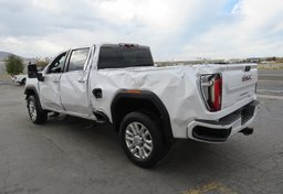 2020 GMC Sierra 2500HD - Image 7