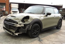 2019 Mini Hardtop 2 Door - Image 2