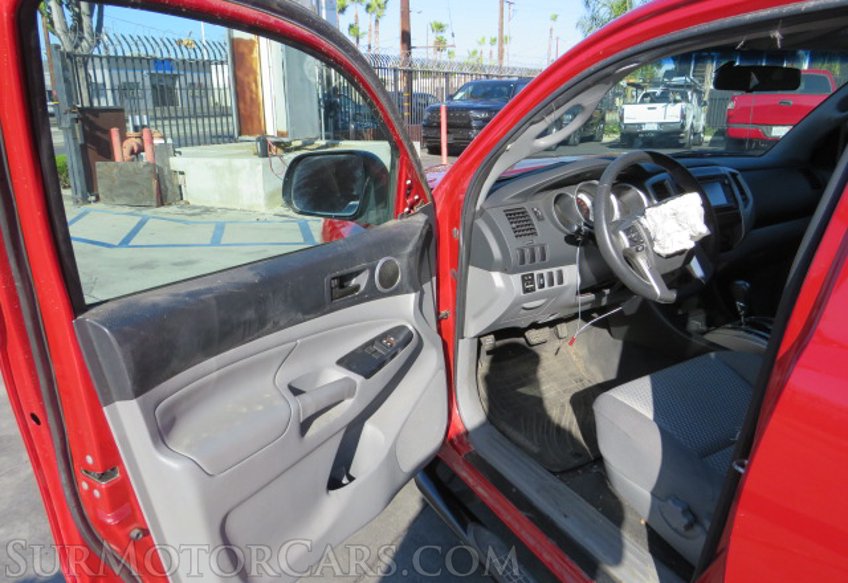 2015 Toyota Tacoma - Image 20