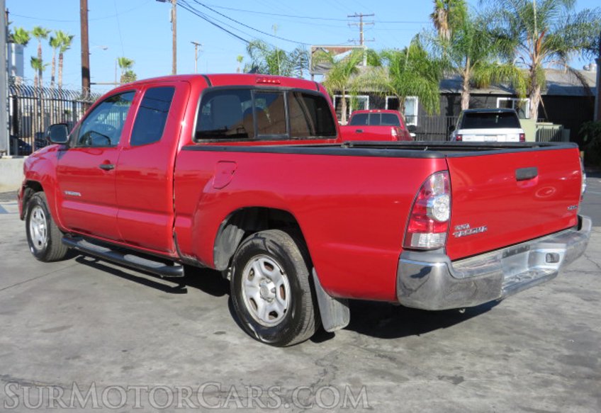 2015 Toyota Tacoma - Image 9