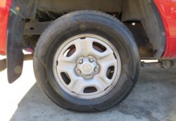 2015 Toyota Tacoma - Image 19