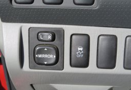 2015 Toyota Tacoma - Image 37