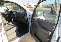 2019 Nissan Frontier - Image 20