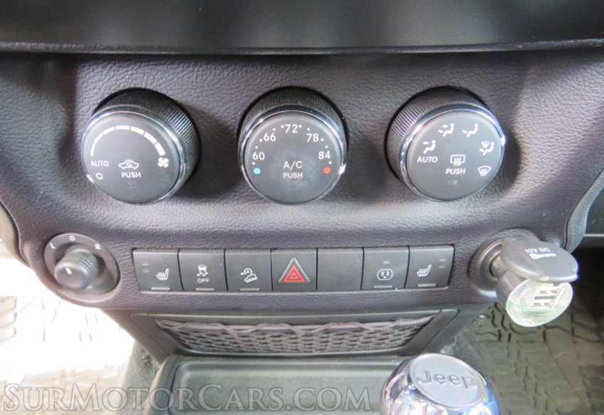 2016 Jeep Wrangler Unlimited - Image 38