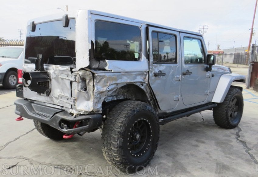 2016 Jeep Wrangler Unlimited - Image 10