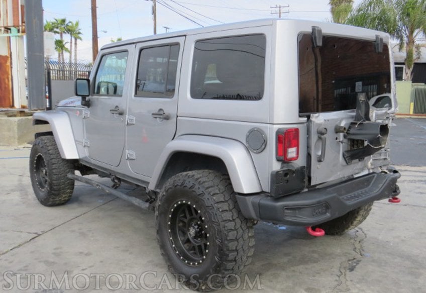 2016 Jeep Wrangler Unlimited - Image 9