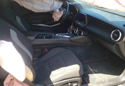 2018 Chevrolet Camaro - Image 5