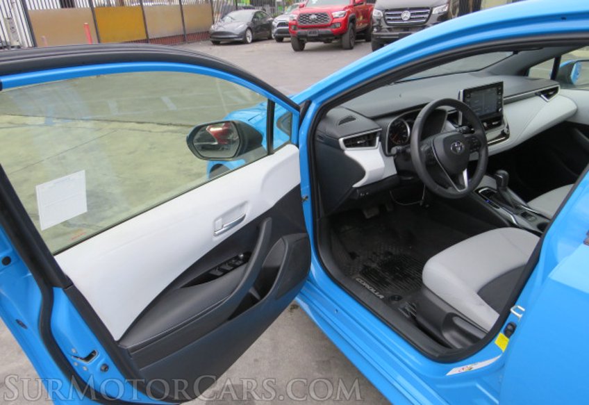 2020 Toyota Corolla Hatchback - Image 21