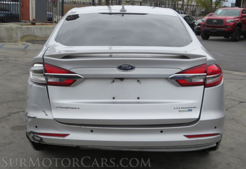 2019 Ford Fusion - Image 12