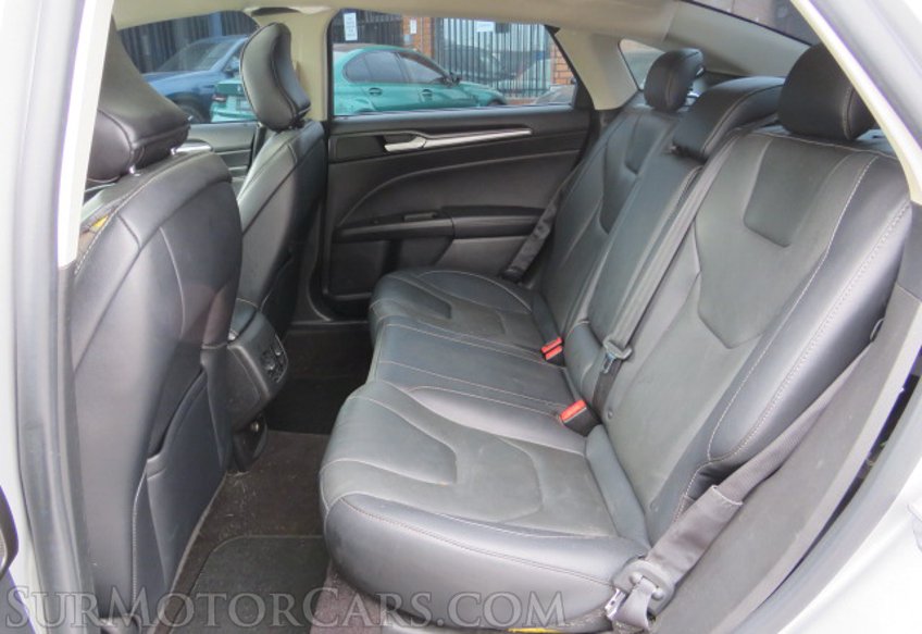 2019 Ford Fusion - Image 29