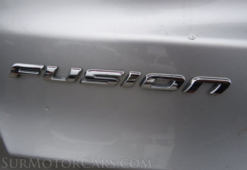 2019 Ford Fusion - Image 18