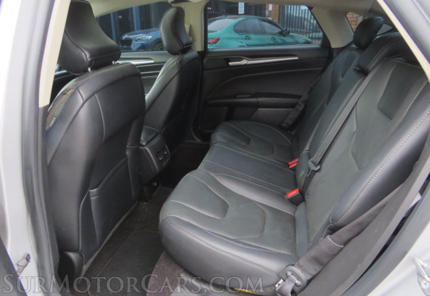 2019 Ford Fusion - Image 28