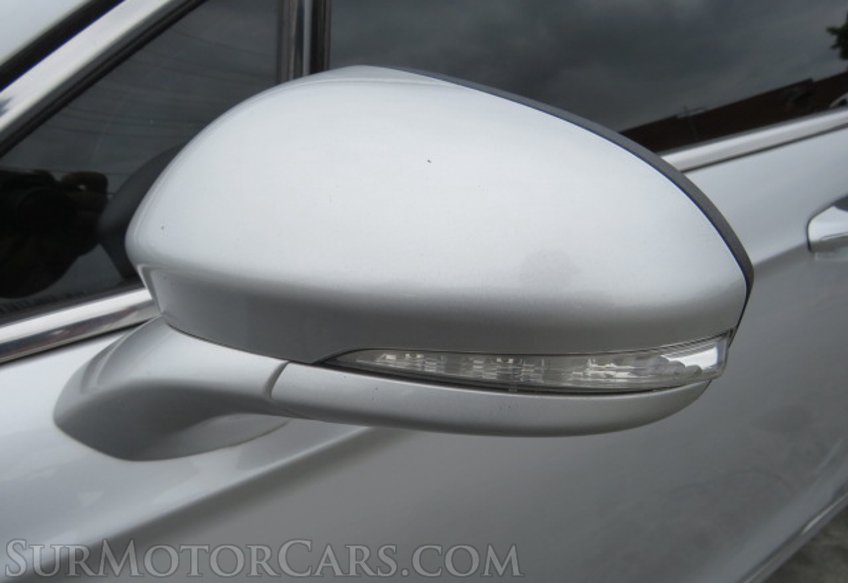 2019 Ford Fusion - Image 16